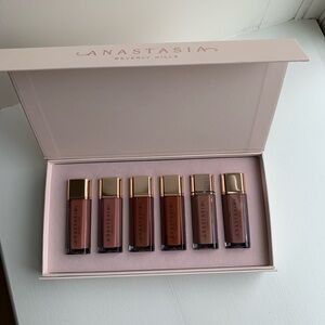 Anastasia Beverly Hills Lipstick Set